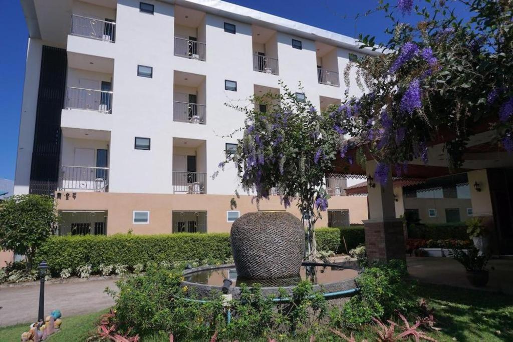 Sirimathani Hotel Loei Exterior photo